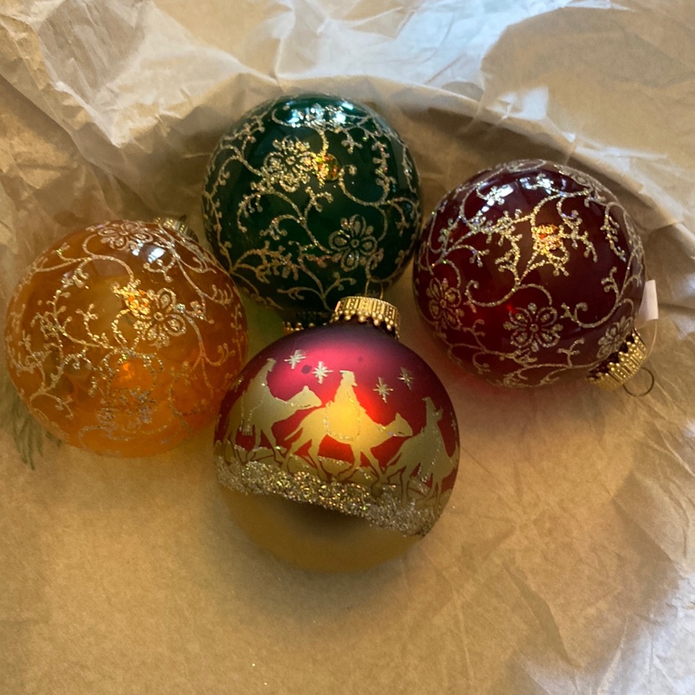 Elegant Holiday Ornament Set - Green, Red, Gold, and Orange